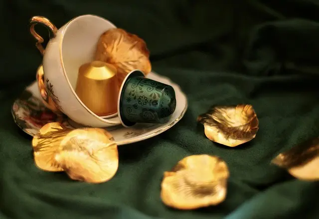 Cafetière à Capsules : Comment Améliorer la Saveur de Votre Café